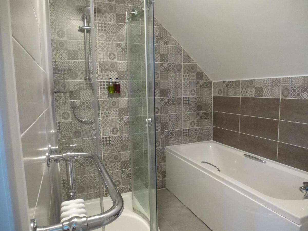 The Kenmore Guest House Llandudno Esterno foto